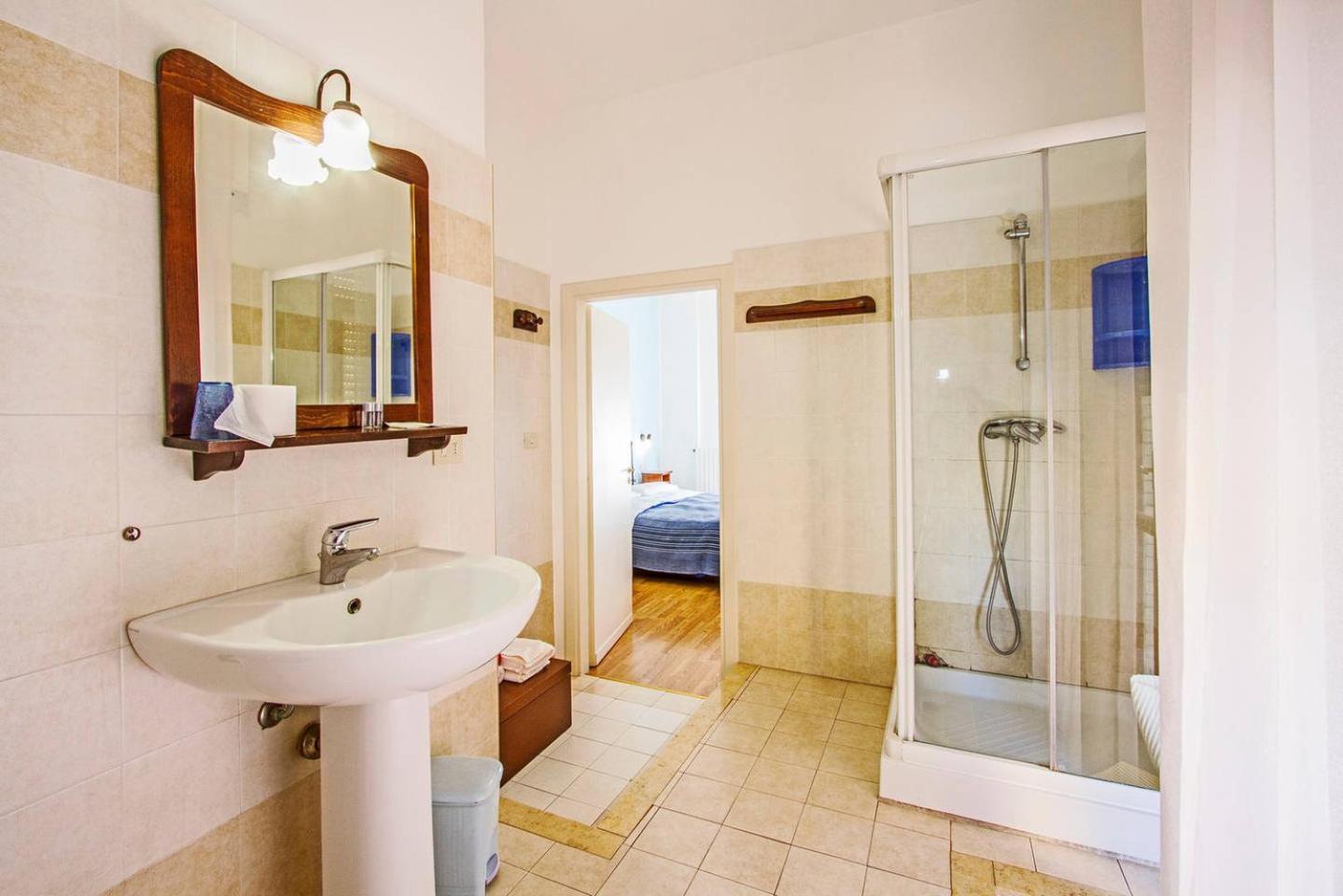 Mammasisi Rooms Λέτσε Εξωτερικό φωτογραφία